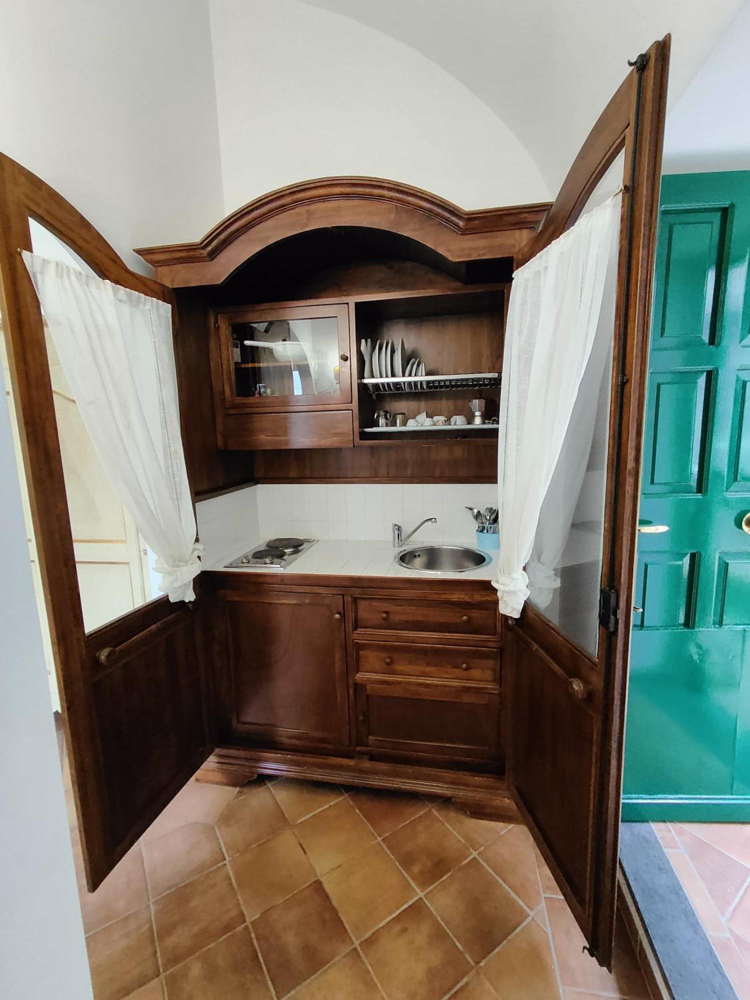 Androsa Apartment *